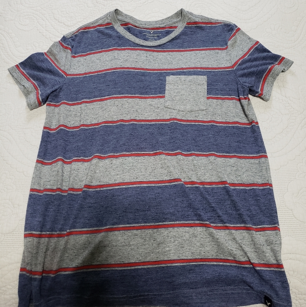 Mens american eagle t shirt